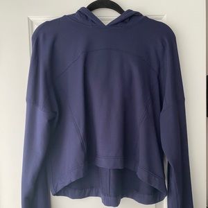 LULULEMON HIGH-LOW HOODIE!